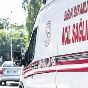 Yurtta kız &ouml;ğrenciler arasında bı&ccedil;aklı kavga