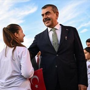 Bakan Tekin'den ara tatil mesajı: 'Verimli geçen bir tatil sizleri güçlendirecek'