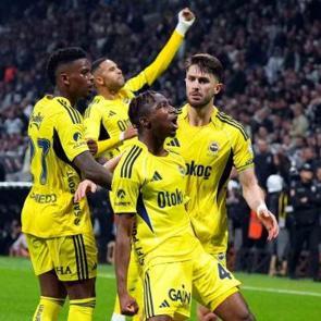 Fenerbah&ccedil;eli yıldız i&ccedil;in dikkat &ccedil;eken s&ouml;zler: Bu takımın 11 par&ccedil;ası değil!