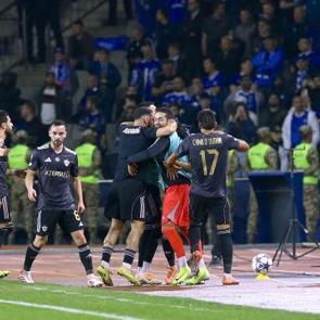 Karabağ d&uuml;nya devine ge&ccedil;it vermedi! 
