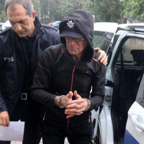 Komşusuna elektrikli &ouml;l&uuml;m tuzağı kurmuştu! Dehşete d&uuml;ş&uuml;ren olayda yeni gelişme 