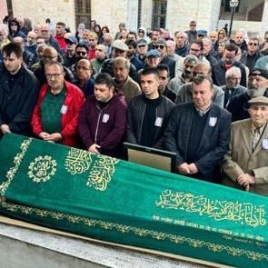 Oyuncu Ahmet Gülhan son yolculuğuna uğurlandı