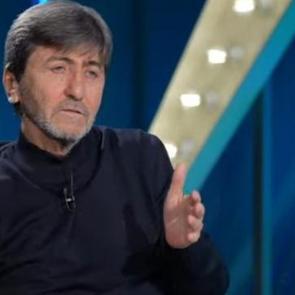 Rıdvan Dilmen'den Sadettin Saran'a flaş s&ouml;zler: Hi&ccedil; kusura bakmasın, y&uuml;zde 1 milyon...