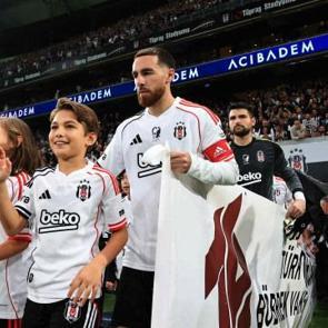 Serdal Adalı ile g&ouml;r&uuml;şen Orkun K&ouml;k&ccedil;&uuml;: 'Hakkınızı helal edin'