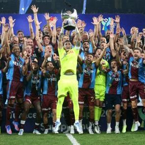 Trabzonspor T&uuml;rk futbolcuya tazminat &ouml;deyecek: Şampiyonluk kadrosunda vardı