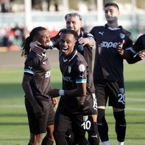 1. Lig'de lider değişti! Zirveye 5-0'la &ccedil;ıktılar