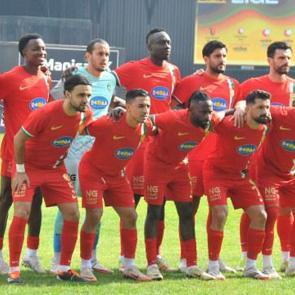 1. Lig ekibi bahis oynayan 5 oyuncusuyla yollarını ayırdı