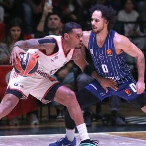 Anadolu Efes Alman ekibini 2 sayı farkla yıktı