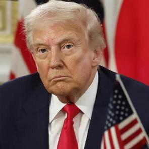 BBC çalkalanıyor! İngilizleri sarsan Trump krizi! Peş peşe üst düzey istifalar