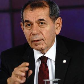 Galatasaray Başkanı Dursun &Ouml;zbek canlı yayında m&uuml;jdeyi verdi