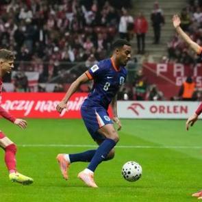 Fenerbah&ccedil;e'ye Polonya'dan k&ouml;t&uuml; haber! Yıldız futbolcu devam edemedi