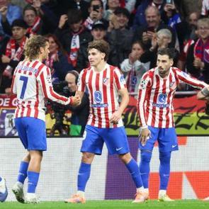 Galatasaray'ın dünya devi rakibi satıldı!