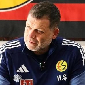 Hakan Şapcı: Oyuncularımı yürekten kutluyorum