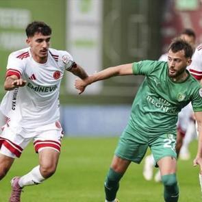 1. Lig'de 'liderliğe' &Uuml;mraniye &ccedil;elmesi! Zirve el değiştirdi