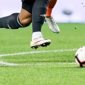 4,5 aydır maaş alamayan Rus futbolcu 1. Lig ekibinden ayrıldı