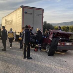 Alaşehir'de park halindeki tır can aldı