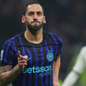 Galatasaray &ccedil;ekincesi Inter'e karar aldırdı! Hakan &Ccedil;alhanoğlu...