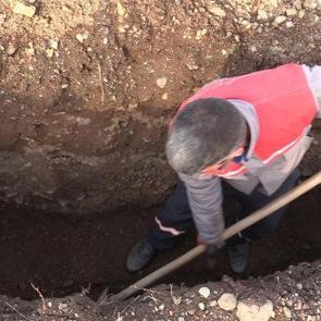 Kentte dikkat çeken kış hazırlığı! Tam 500 mezar kazıldı ama ölü yok