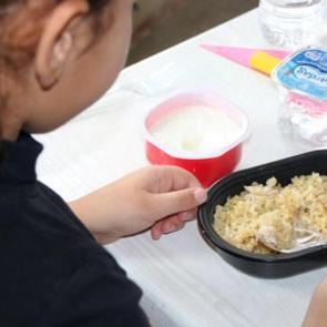 Öğrenciler için beslenme hakkı