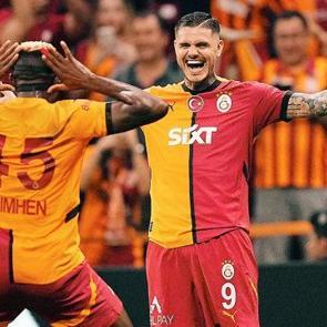 Osimhen sakatlanmıştı: Icardi tatilini 10 g&uuml;ne &ccedil;ıkardı