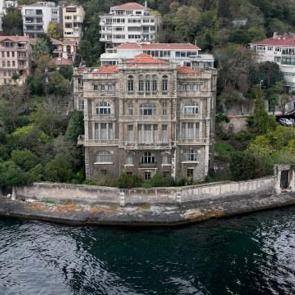 İstanbul Boğazı'nın en pahalısı Zeki Paşa Yalısı yeniden satışta: Vergisi 5,5 milyon lira