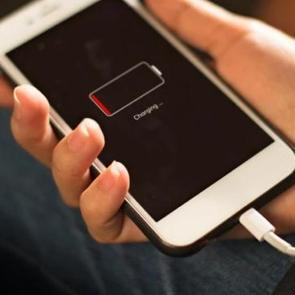 Telefonunuzu 00.00-5:00 arası şarj etmeyin! Sebebi herkesi şaşırttı