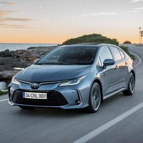 Toyota'dan yılın son ayına girerken 392.000 TL’ye varan indirim