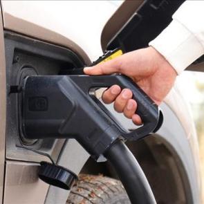 Türkiye'de trafiğe kayıtlı elektrikli otomobil sayısı 330 bini geçti