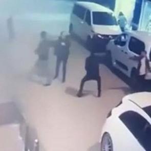 Van'da cinayet! 2 kişinin öldürülme anı kamerada