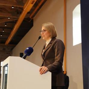 Yetim Vakfı'ndan ailelere ‘Dijital Yetim’ uyarısı