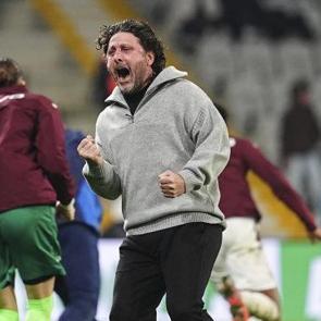 Fatih Tekke 'Hanımıma bile anlatamıyorum' diyerek isyan etti!