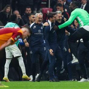 Eksik kadroyla k&ouml;t&uuml; oyun