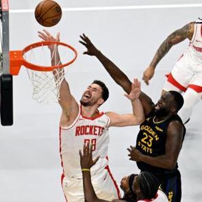 Alperen Şeng&uuml;n şova devam etti! Houston kupada favoriyi devirdi