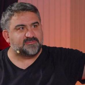 Eski kaptan Kerem Akt&uuml;rkoğlu i&ccedil;in isyan etti: Fenerbah&ccedil;e'de 39 yaşında gibi...