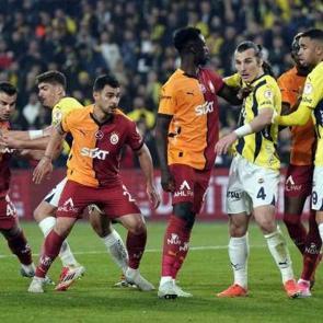 Fenerbah&ccedil;e-Galatasaray ma&ccedil;ında 15 oyuncu ilki yaşayacak! Kerem i&ccedil;in &ouml;zel ma&ccedil;