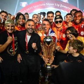Galatasaray'da 5 kupa kazanmıştı! Okan Buruk'un jokeri ayrılmak istiyor
