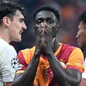 Ma&ccedil; sonu Bel&ccedil;ika'da k&uuml;stah manşetler: '50 bin T&uuml;rk'&uuml; susturdular'