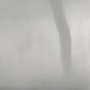 Marmaris'te görüldü! Dev hortum görenleri şaşırttı!