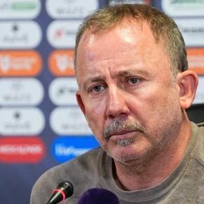 Sergen Yalçın yıldız ismin biletini kesti: Yönetimden tam destek