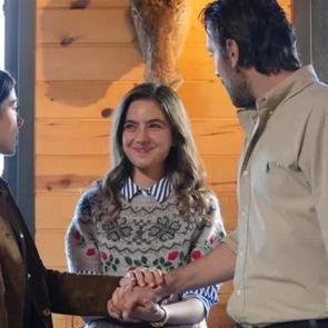 TRT1'le el sıkıştı, 2 ayda dev rekor kırdı! Ava Yaman aslında kimdir?