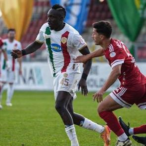 1. Lig'de 7 goll&uuml; nefes kesen ma&ccedil;! Gol makinesi 90+3'te takımına hayat verdi