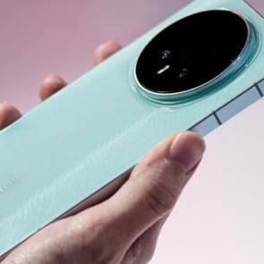 200 MP kameralı telefon Türkiye'ye geliyor! Fiyatı şoke etti