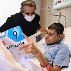 L&ouml;semili Cemal LGS'yi hastane odasında kazandı, Anadolu Lisesine yerleşti