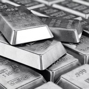 G&uuml;m&uuml;ş tarihi rekoru kırdı: İlk kez bu seviyeye ulaştı!