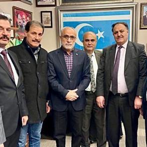 Cumhurbaşkanı Başdanışmanı Yalçın Topçu, Suriye Türkmenleri ile görüştü