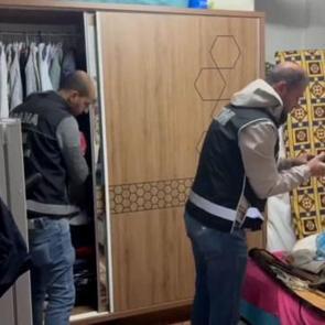 Adana'da silah kaçakçılığı yapan çeteye film gibi baskın!