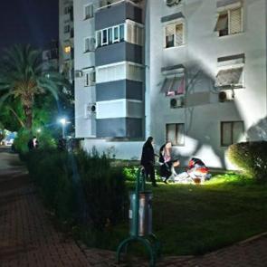 Antalya'da 8'inci kattan düşen yaşlı kadın hayatını kaybetti