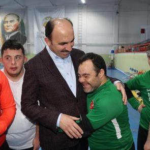 Başkan Altay'dan Dünya Engelliler Günü mesajı