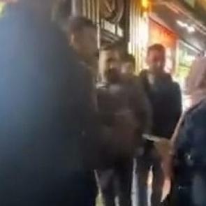 Bursa’da telefoncu dükkanında kavga: Çevre esnafı araya girdi