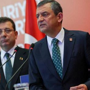 CHP'de g&ouml;rev karmaşası! Başkanlık modeli farklı bir evreye ge&ccedil;iş yaptı